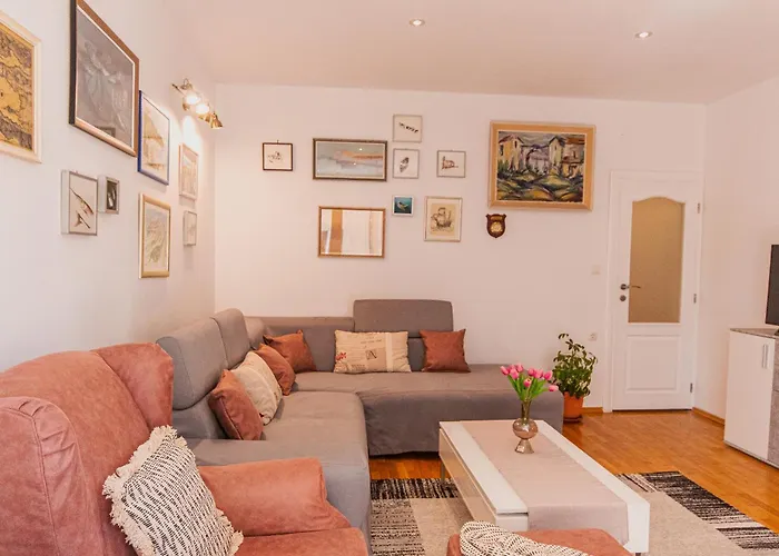 Stylish Oliva On Bacvice Near Old Town Apartamento Split